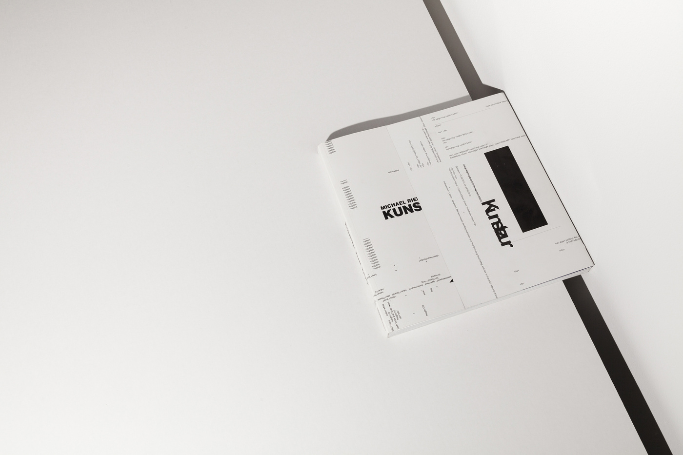 Kunste Zur Text, the book