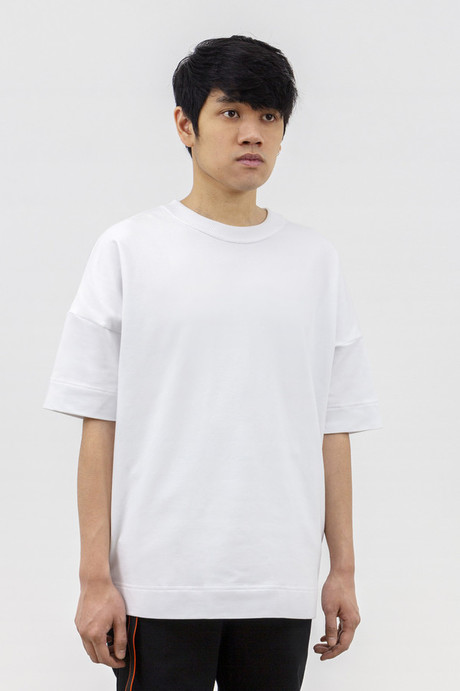 T-shirt white